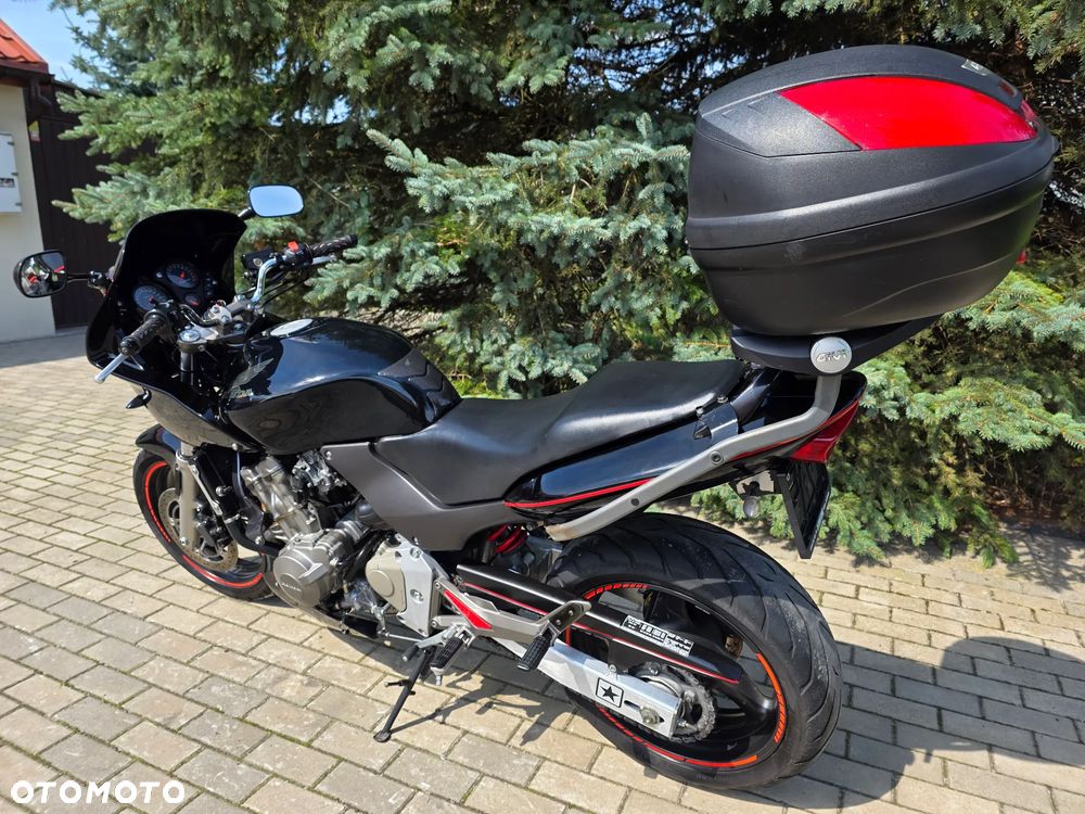Honda Hornet - 28