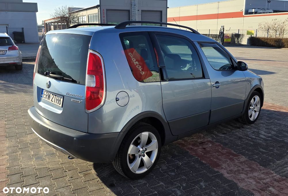 Skoda Roomster 1.4 16V Style PLUS EDITION - 4