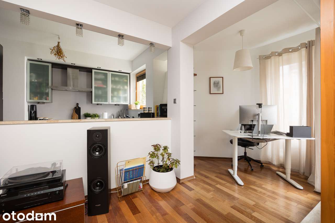 Ciche 2 pokoje (56 m²) z osobną kuchnią i garażem – Mokotów