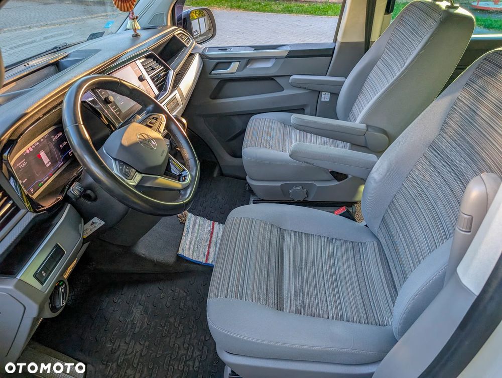 Volkswagen California - 32