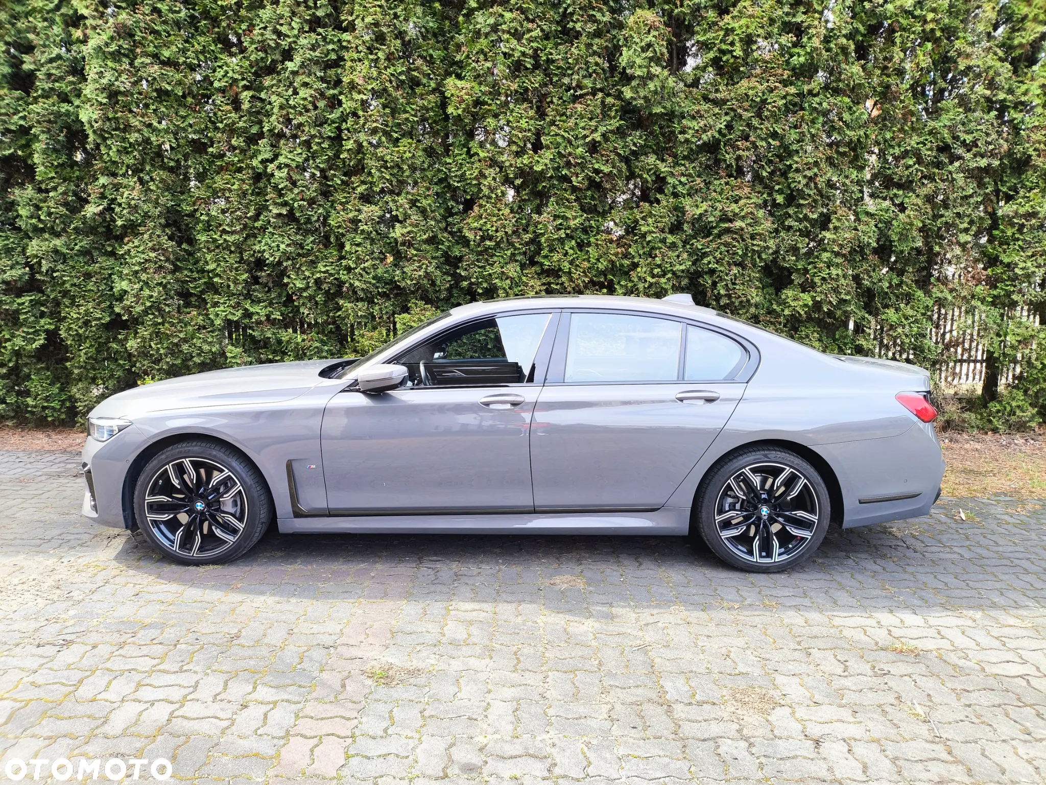 BMW Seria 7 750d xDrive - 2