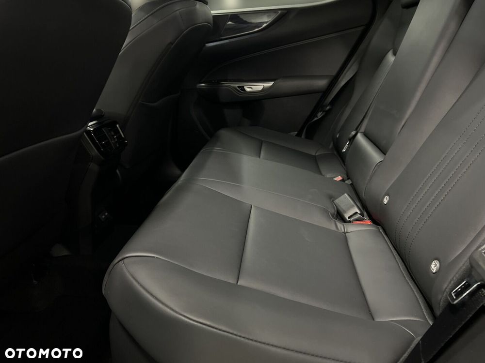 Lexus NX 350h Prestige AWD - 11
