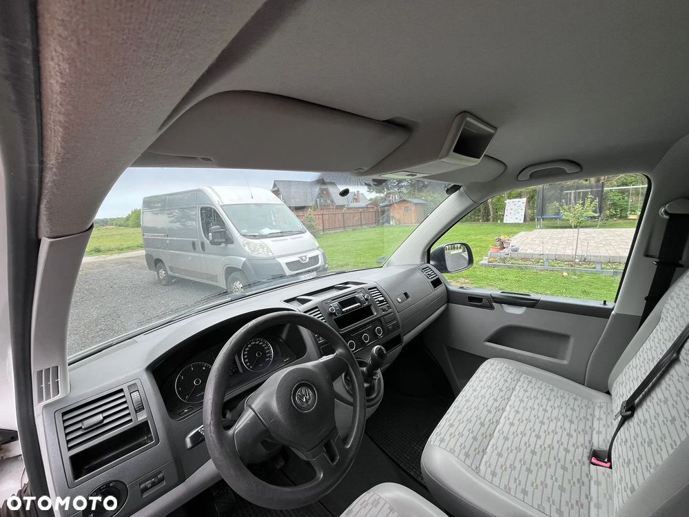 Volkswagen Transporter - 5