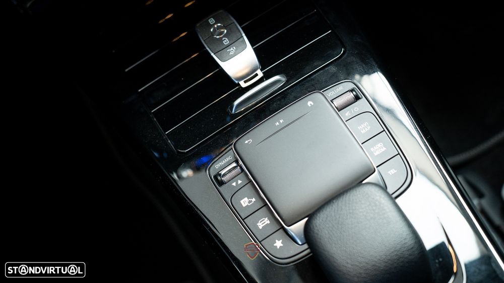 Mercedes-Benz A 250 Limousine e Progressive - 41