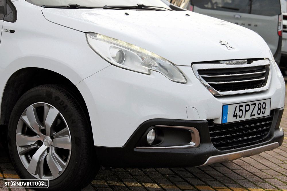 Peugeot 2008 1.6 BlueHDi Style - 2