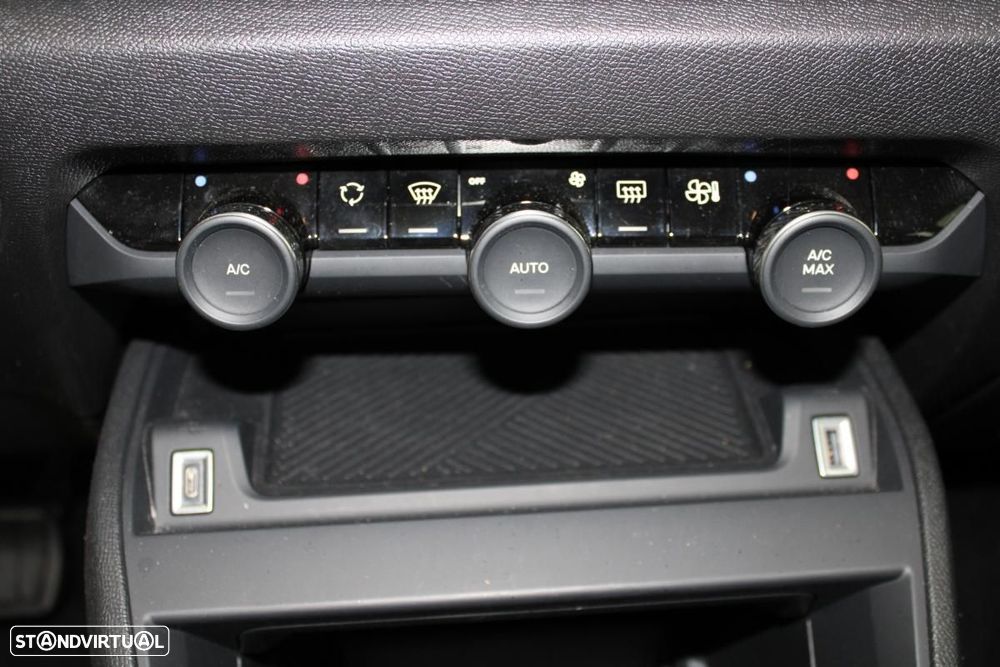 Citroën e-C4 - 20