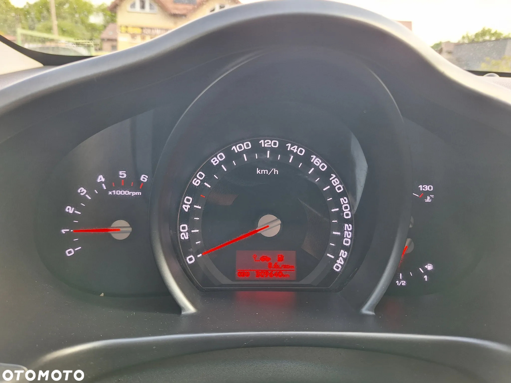 Kia Sportage 2.0 CRDI 4WD Fifa World Cup Edition - 33