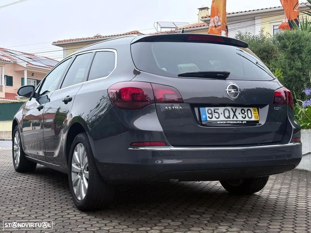Opel Astra Sports Tourer 1.6 CDTi Executive S/S - 24