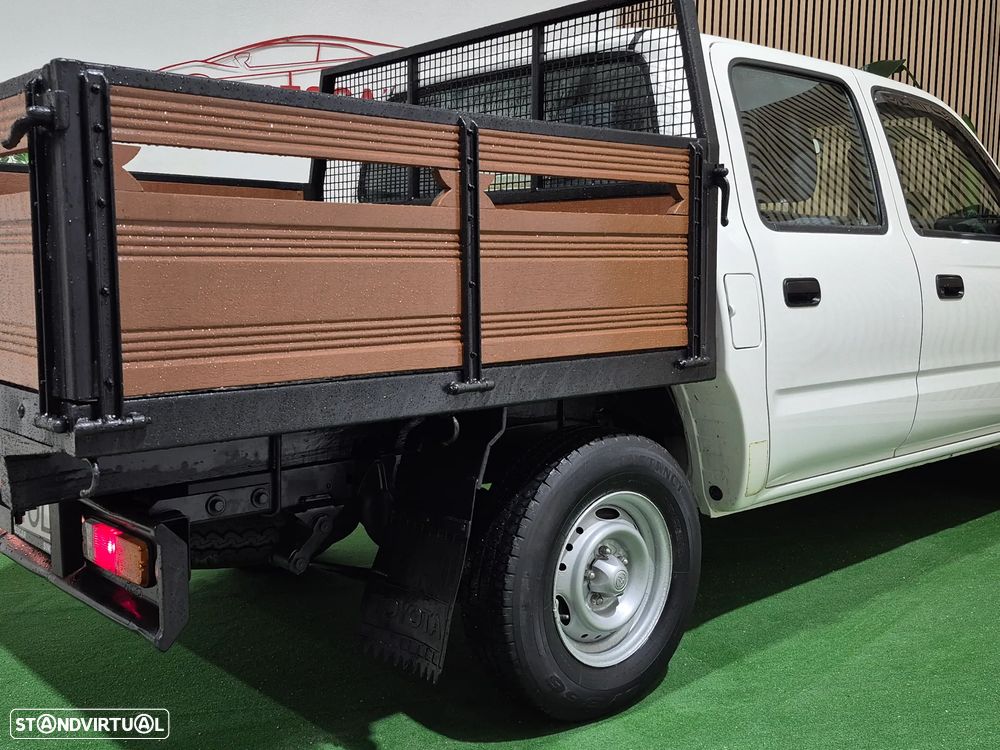Toyota Hilux 2.4D - 150.000KM | GARANTIA | IVA - 5 LUGARES - 9
