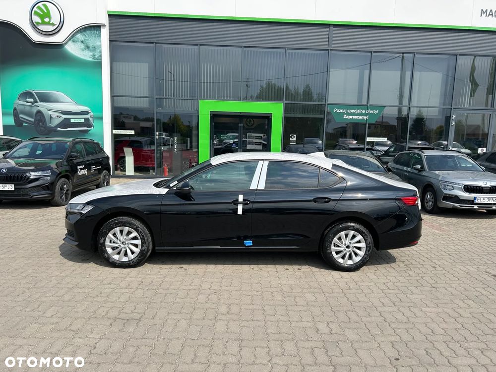 Skoda Superb 2.0 TDI SCR Essence DSG - 8