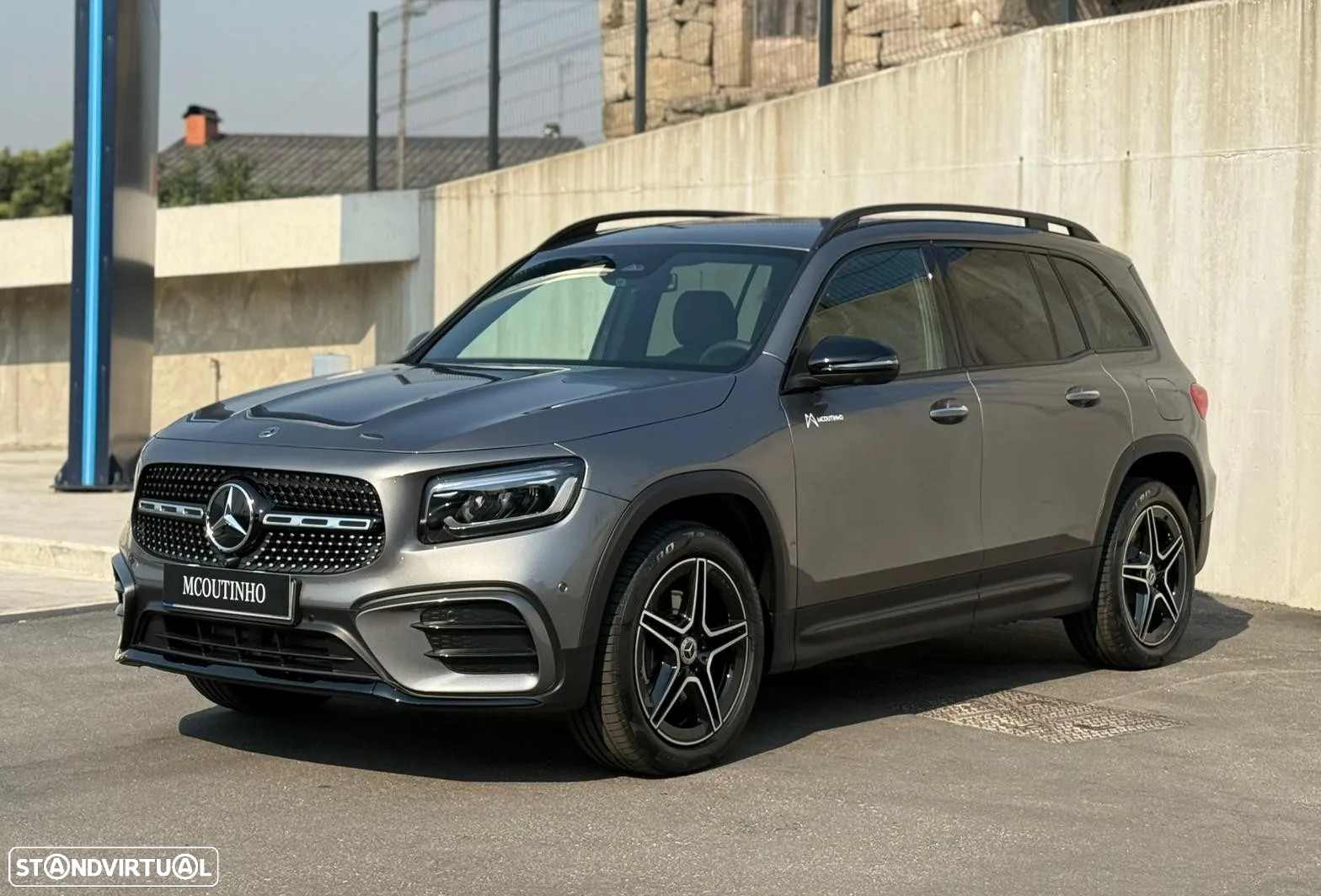 Mercedes-Benz GLB 200 d AMG Line - 2
