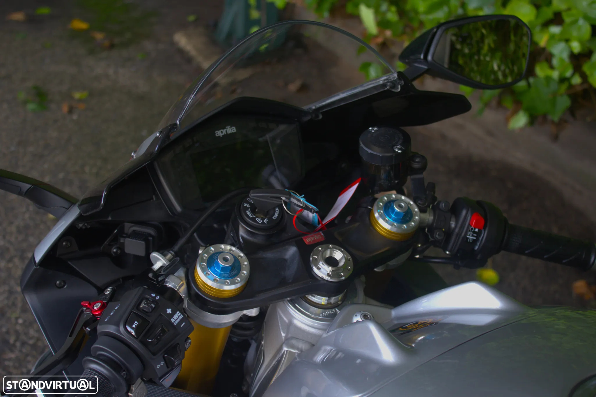 Aprilia RSV 4 RF - 8