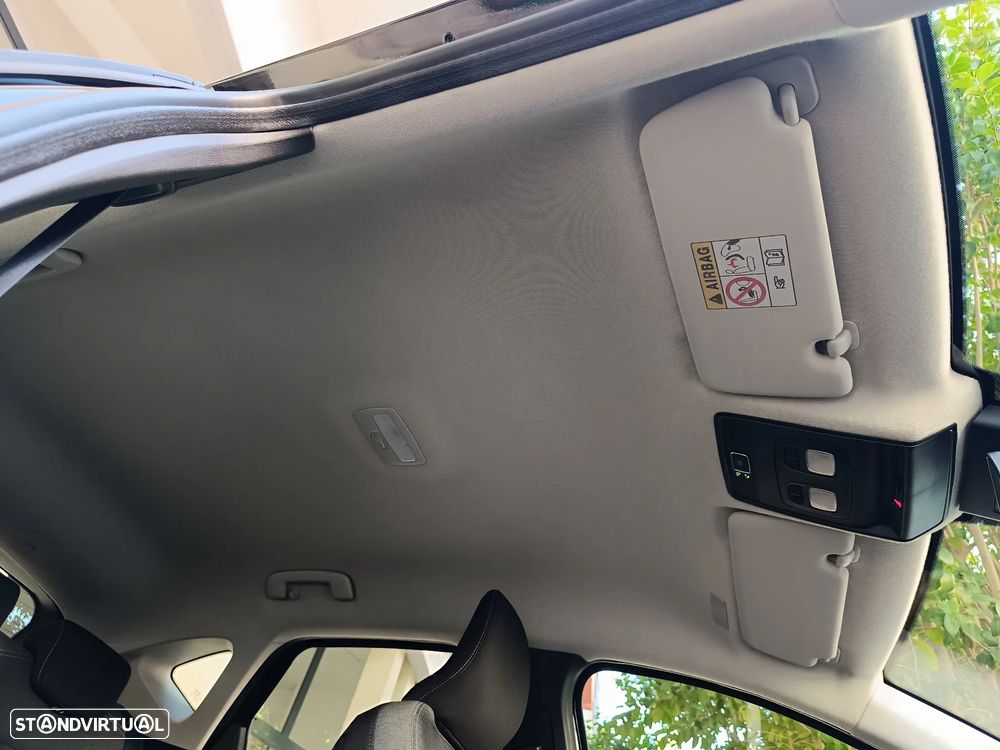 Renault Captur 1.3 TCe Intens EDC - 32
