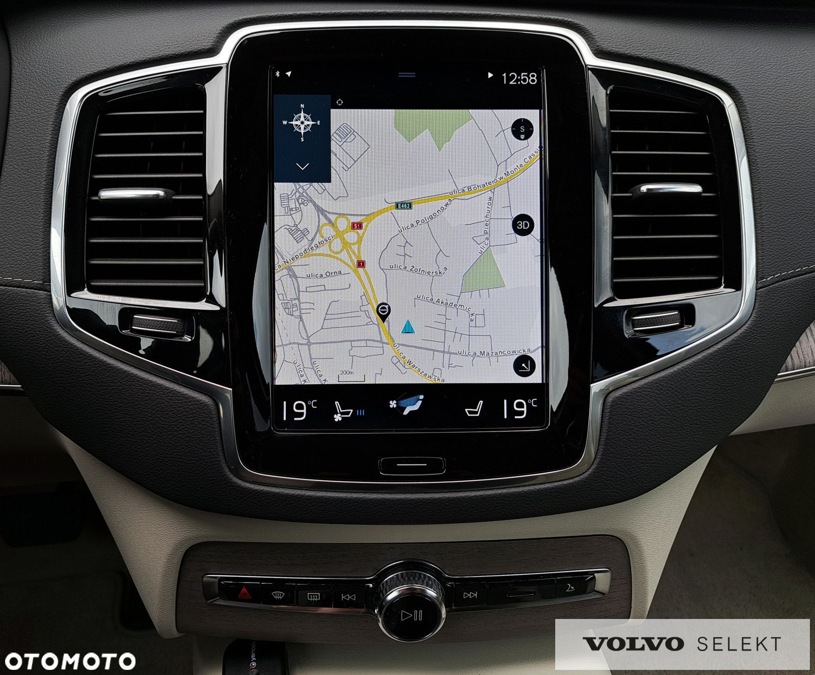 Volvo XC 90 - 23