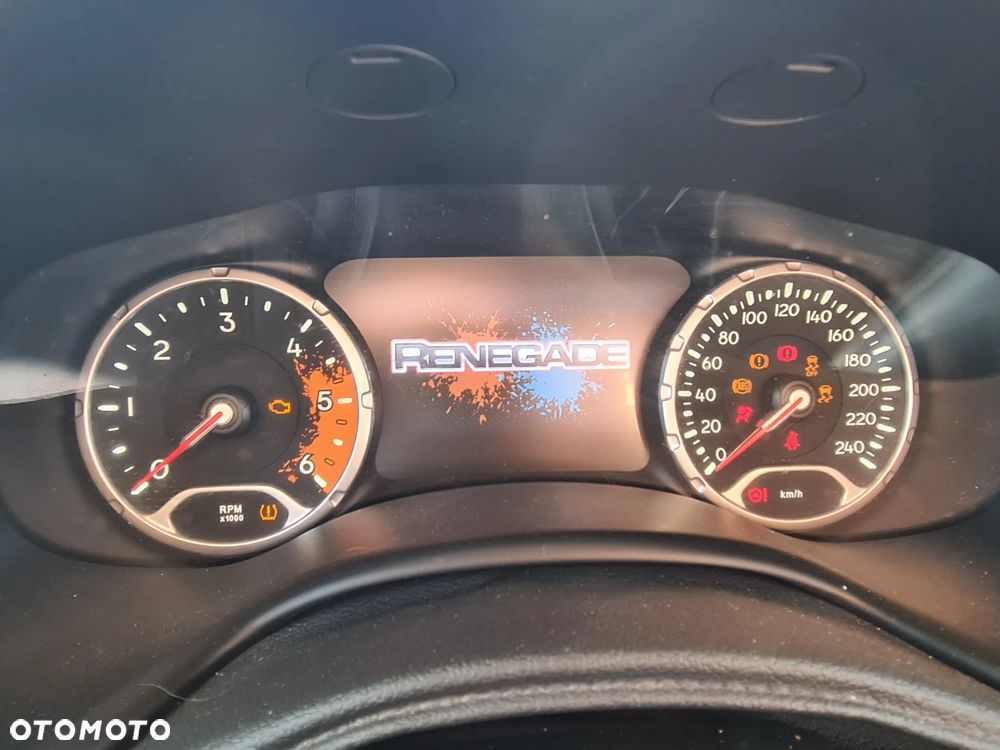 Jeep Renegade - 21