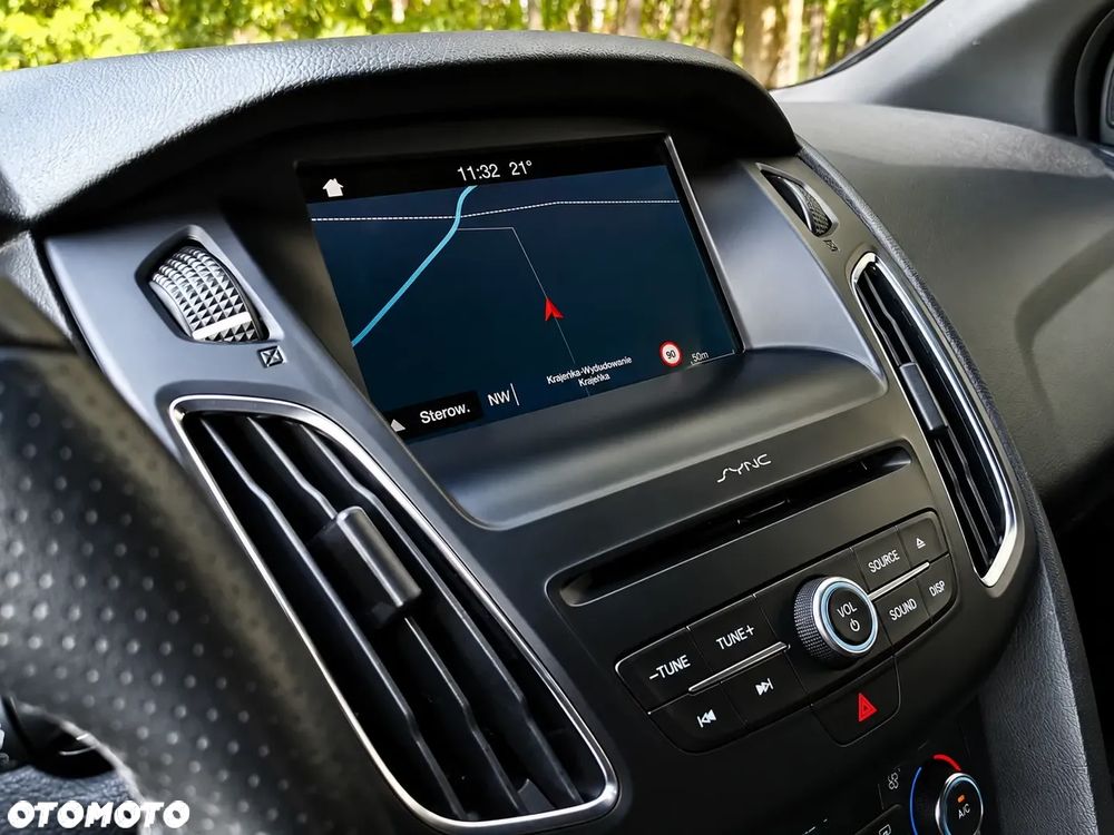 Ford Focus 1.5 EcoBoost ST-Line - 10