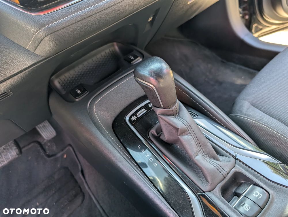 Toyota Corolla - 24
