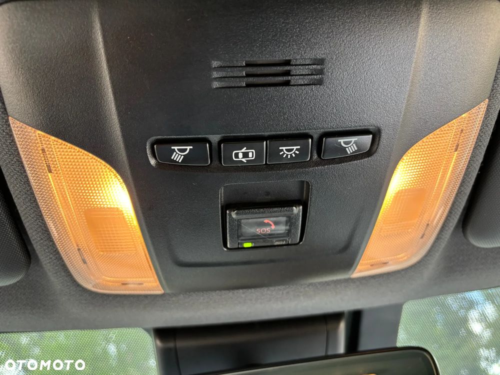 Toyota Corolla 1.2 T Comfort - 24