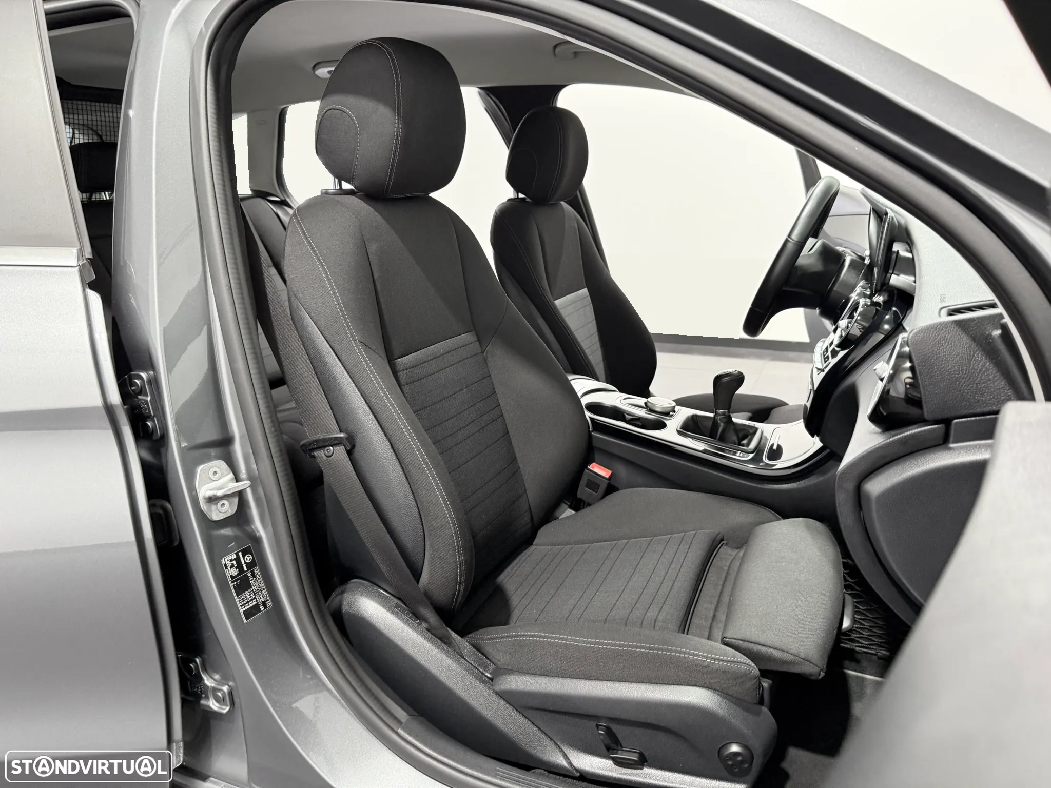 Mercedes-Benz C 200 d Business Solutions - 36