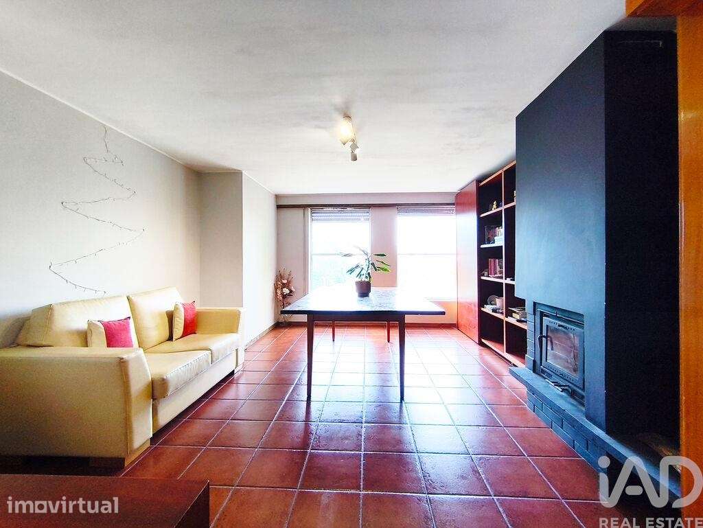 Apartamento T3 em São Mamede de Infesta e Senhora da Hora de 101 m2 - Grande imagem: 2/35
