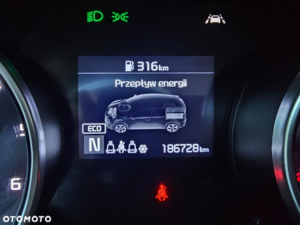 Kia Ceed 1.6 CRDi mHEV L Business Line - 19