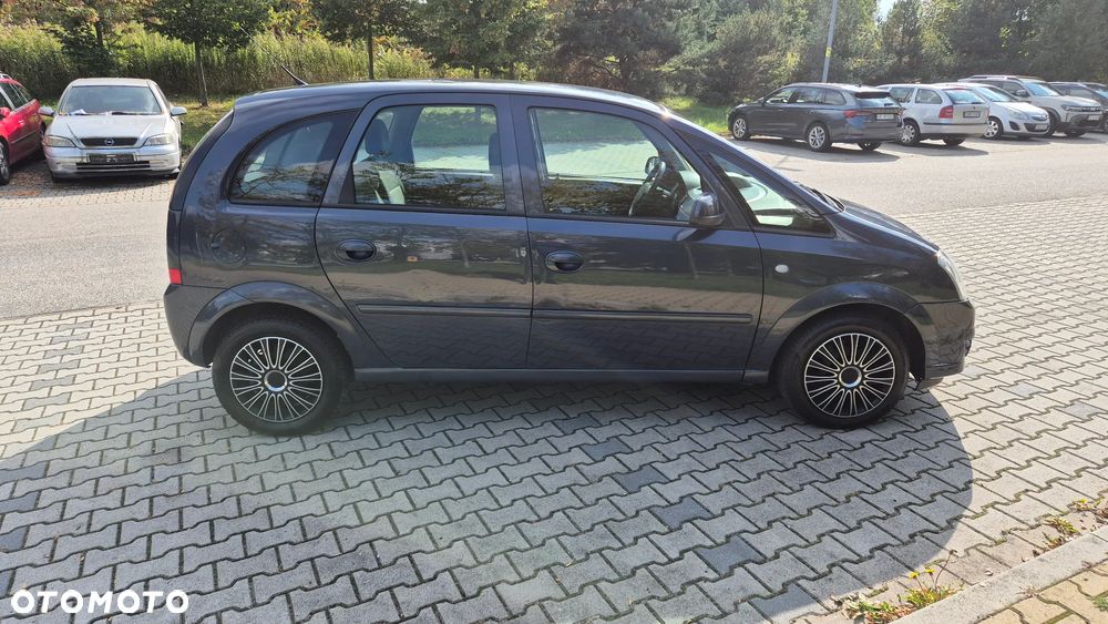 Opel Meriva - 10