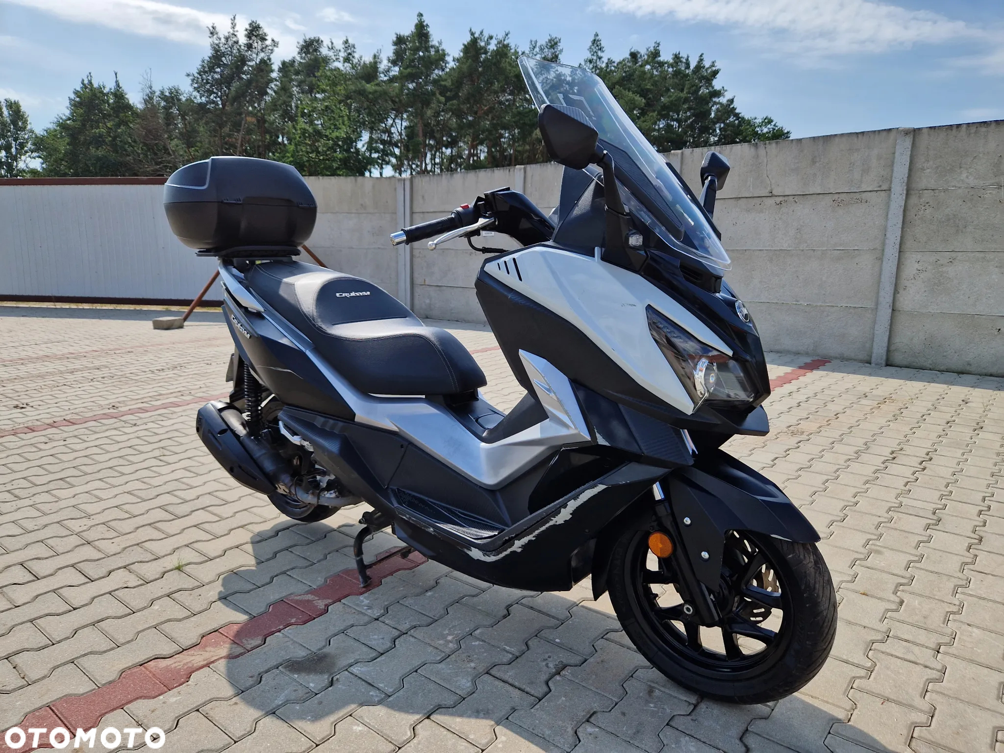SYM CRUiSYM - 11