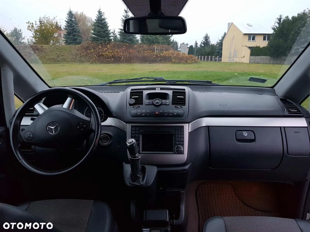 Mercedes-Benz Viano - 16