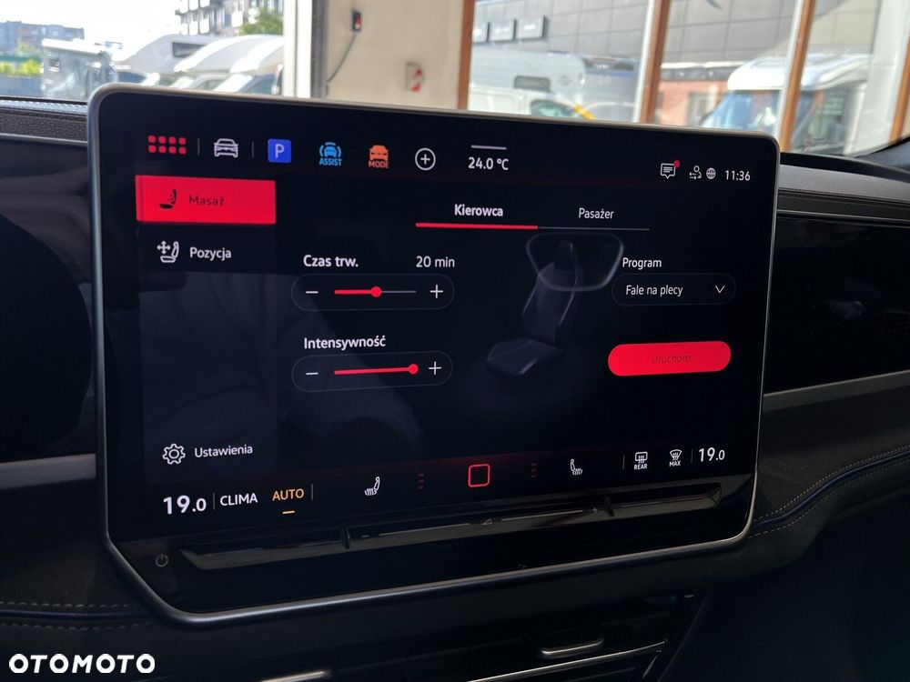 Volkswagen Passat Variant 2.0 TDI SCR R-Line Plus DSG - 27