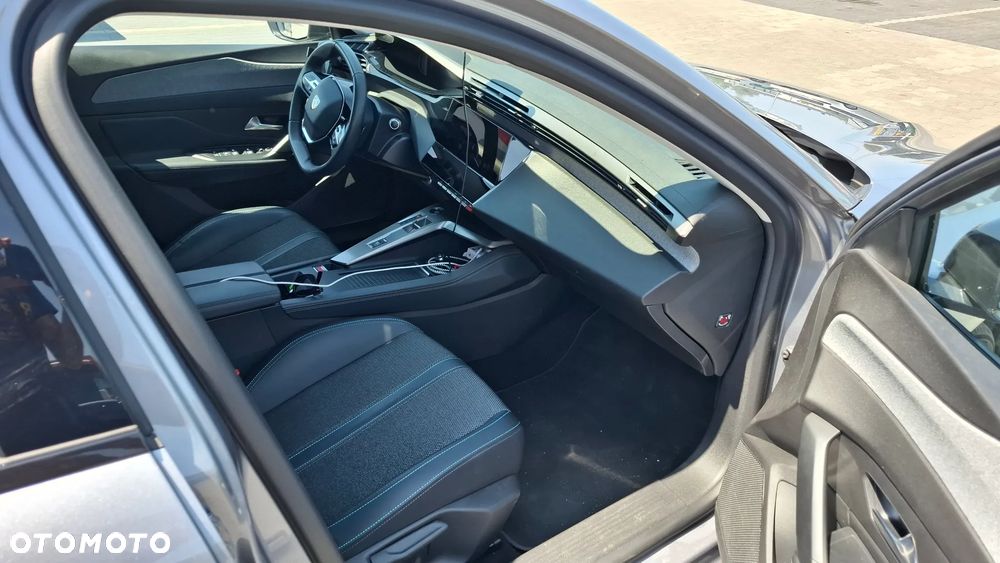 Peugeot 308 1.5 BlueHDi Allure S&S EAT8 - 11