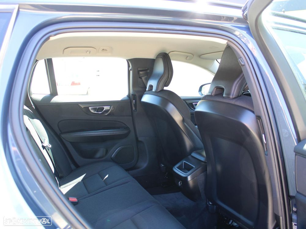 Volvo V60 2.0 D3 Geartronic - 49