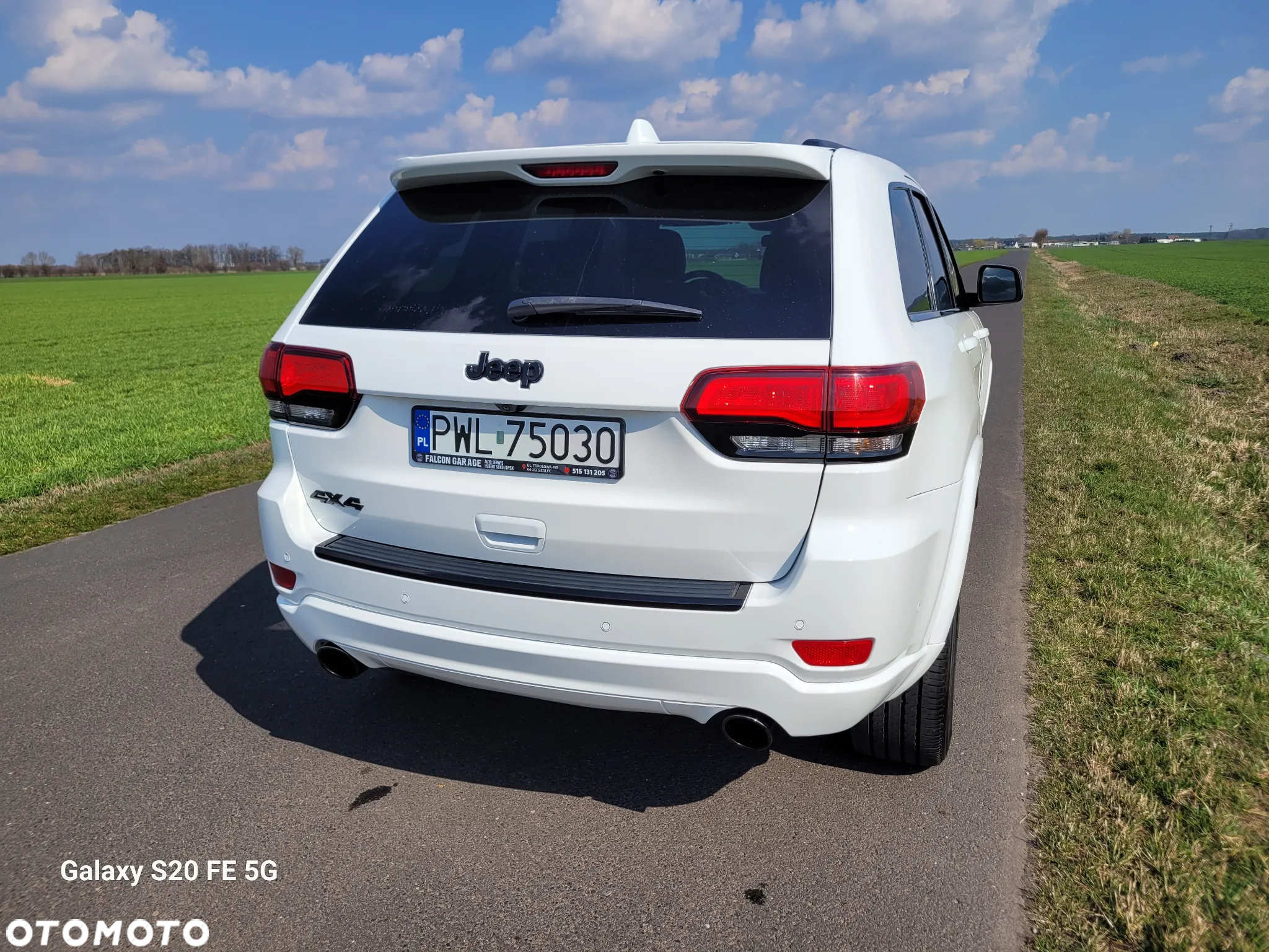 Jeep Grand Cherokee - 9