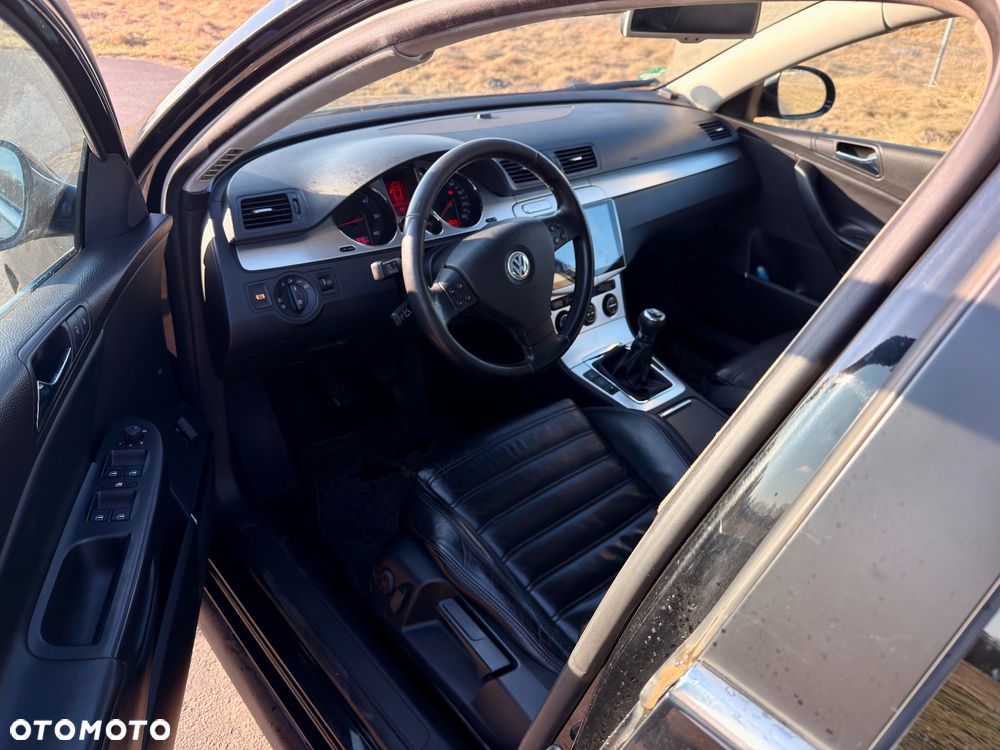 Volkswagen Passat 2.0 TDI DPF Highline - 5