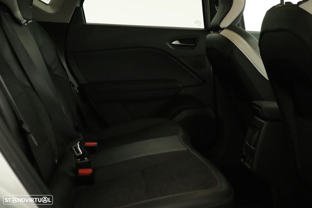 Renault Captur 1.0 TCe Techno Bi-Fuel - 23