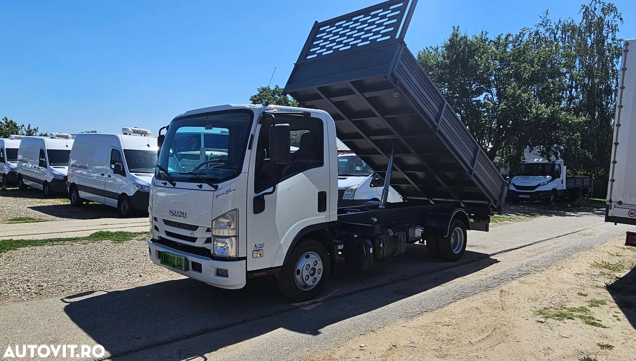Isuzu Basculabila - 1