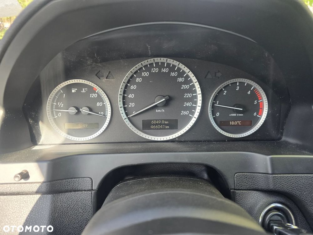 Mercedes-Benz Klasa C 200 CDI Avantgarde - 13