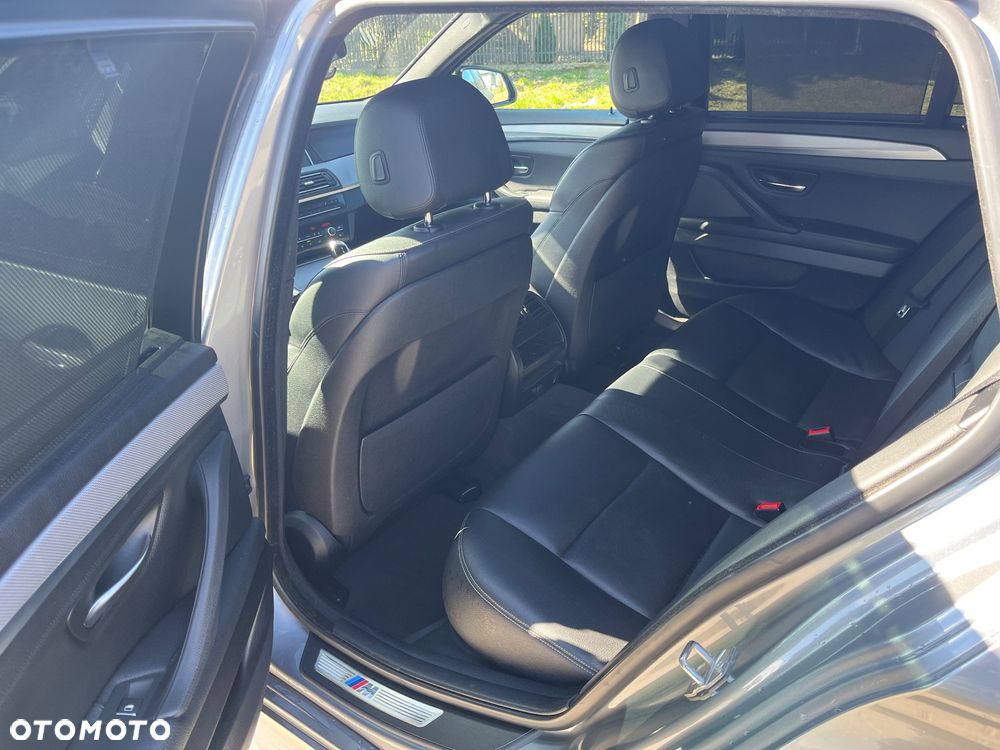 BMW Seria 5 525d Sport-Aut - 6