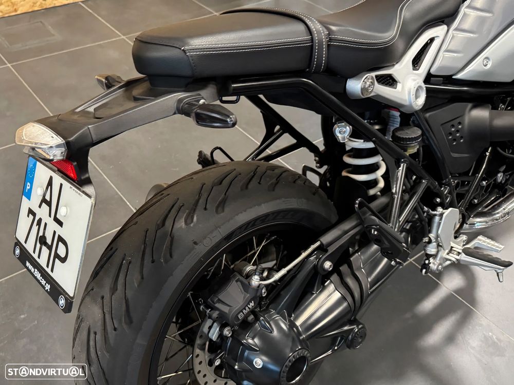 BMW R nineT - 11