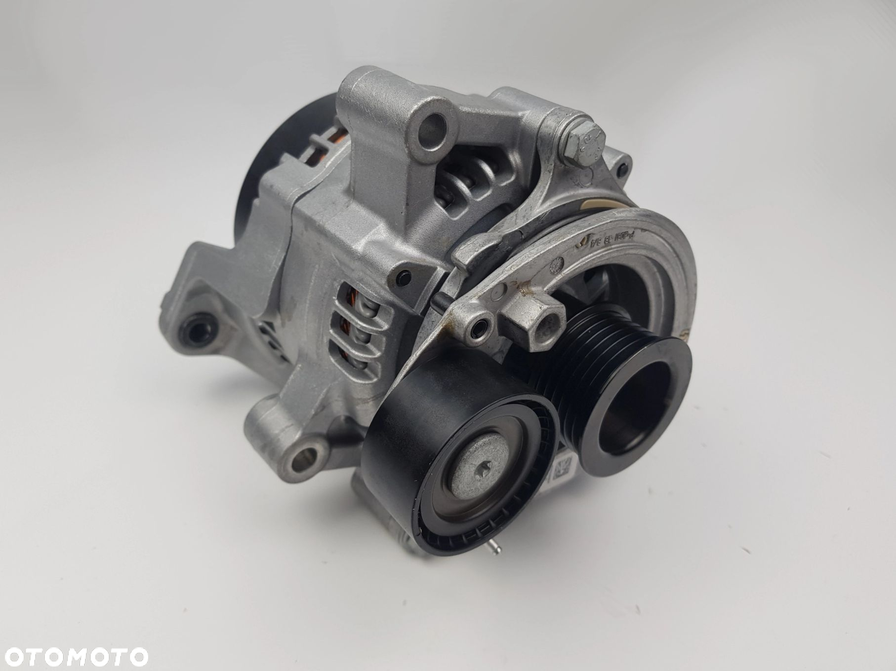 Alternator BMW G20 G30 250A 14V 8634167 - 2