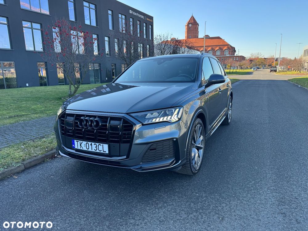 Audi Q7 - 1