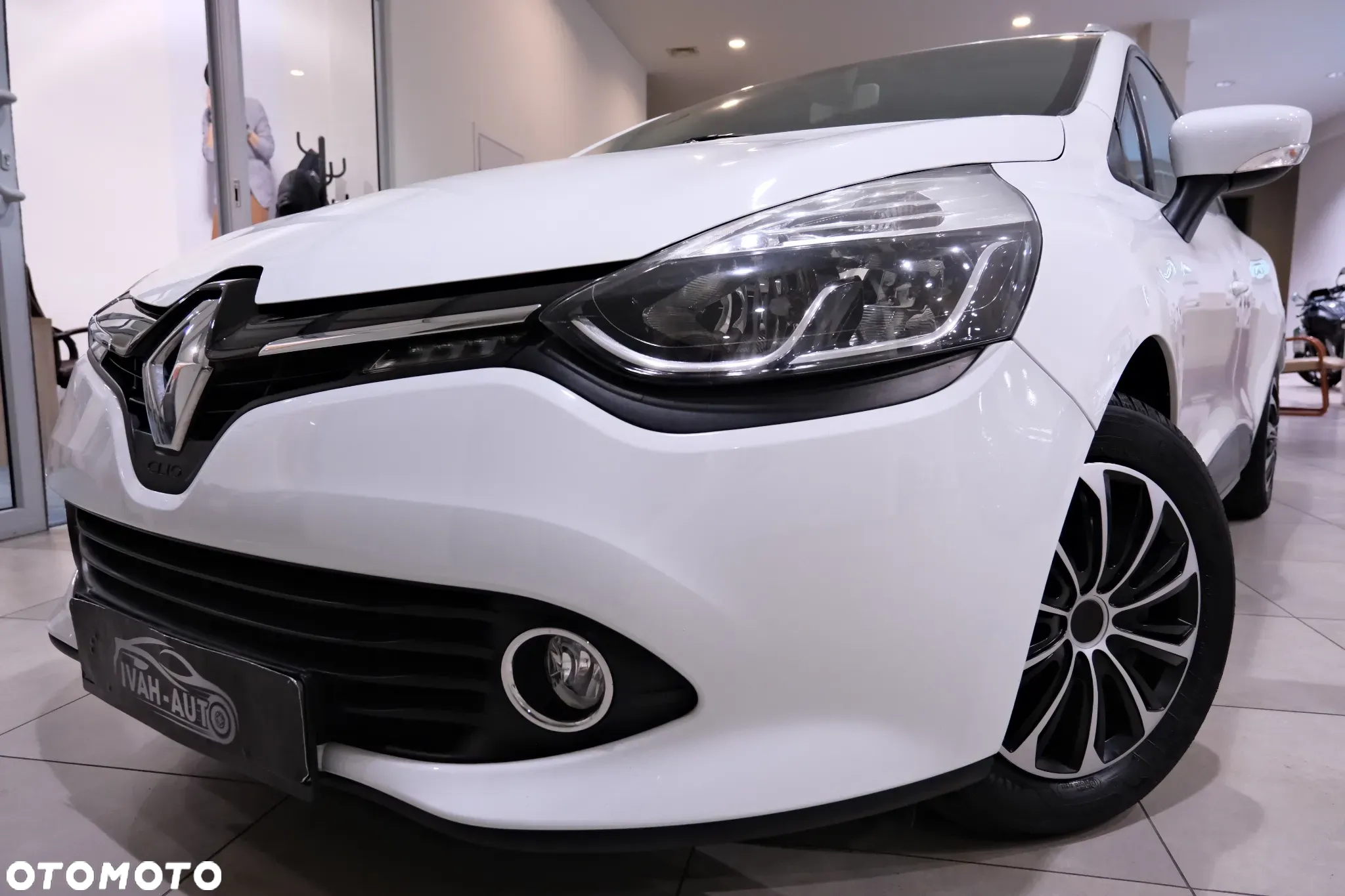 Renault Clio 1.2 TCe GT 120 EDC - 22