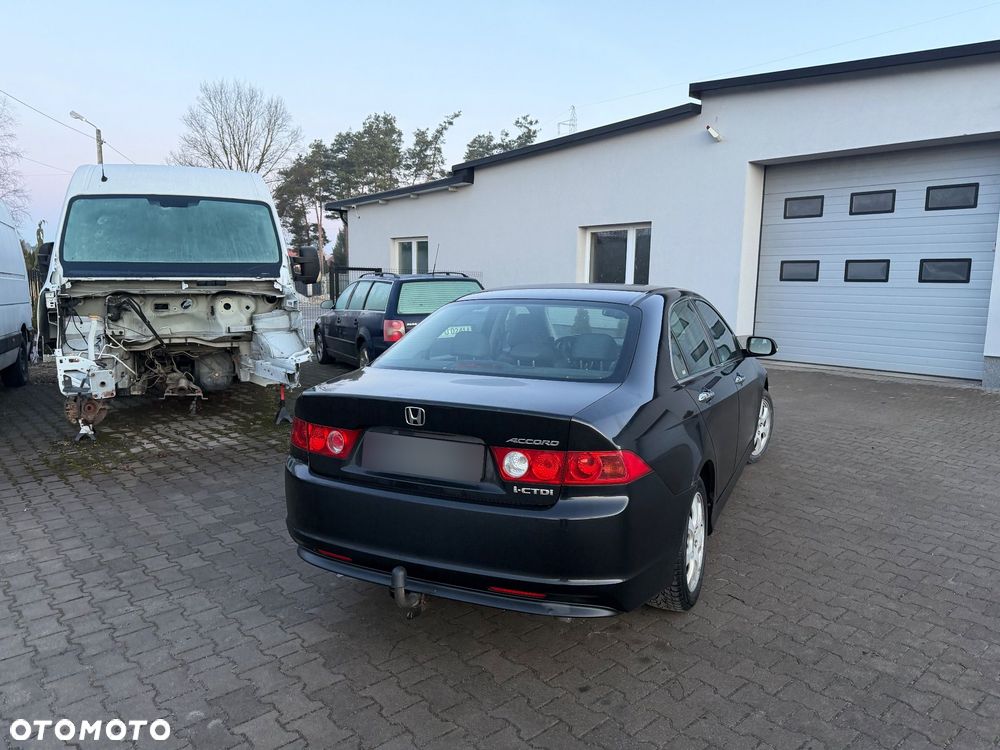 Honda Accord 2.2i-CTDi Executive - 6