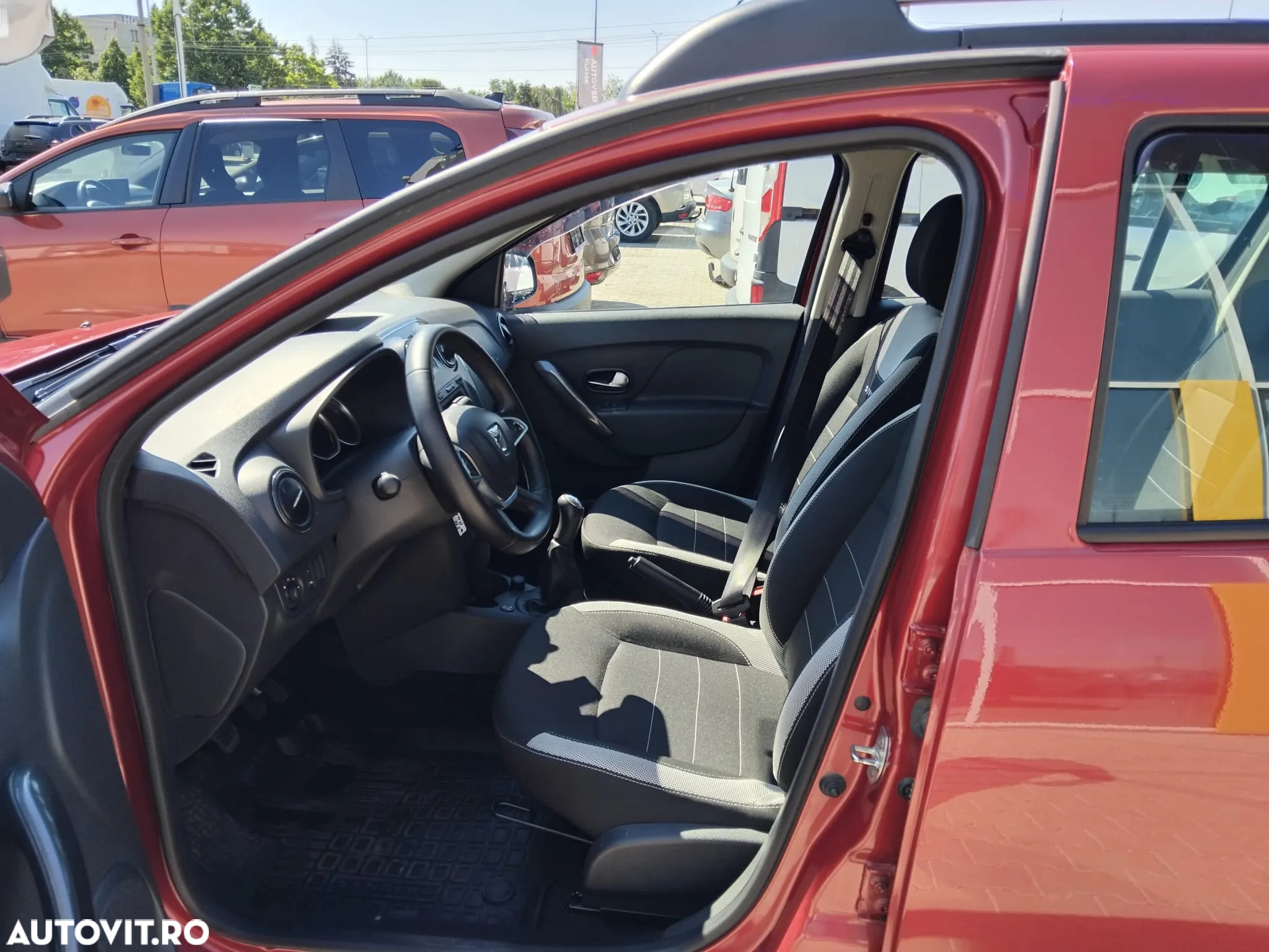 Dacia Sandero Stepway ECO-G 100 MT6 Comfort - 8