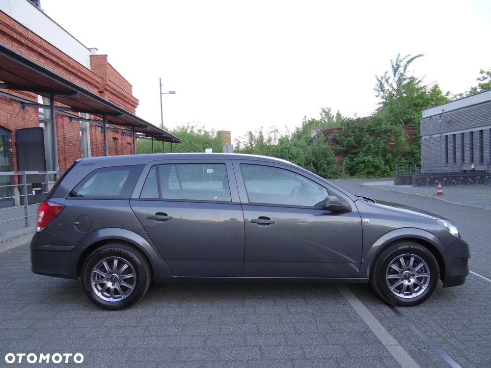 Opel Astra 1.4 - 9