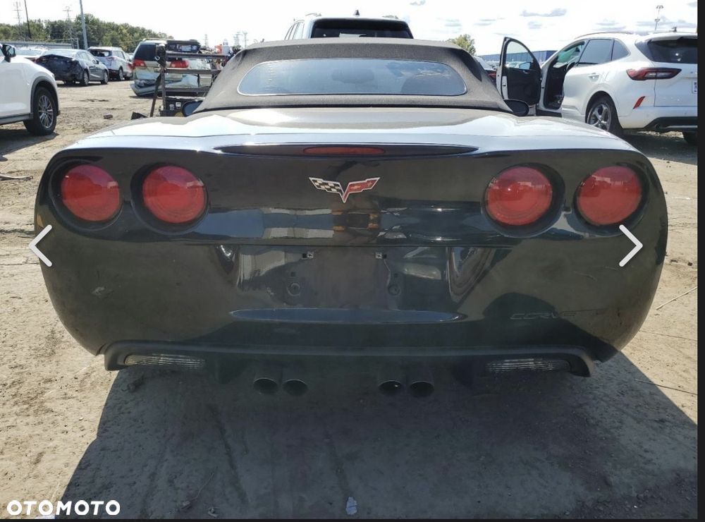 Chevrolet Corvette - 9
