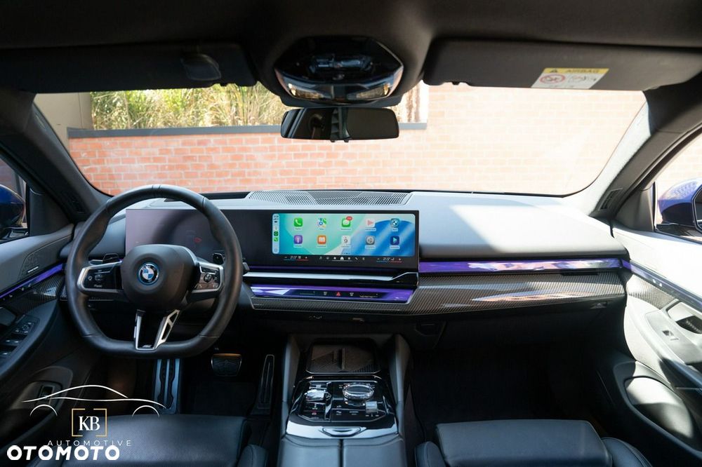 BMW Seria 5 550e xDrive - 10