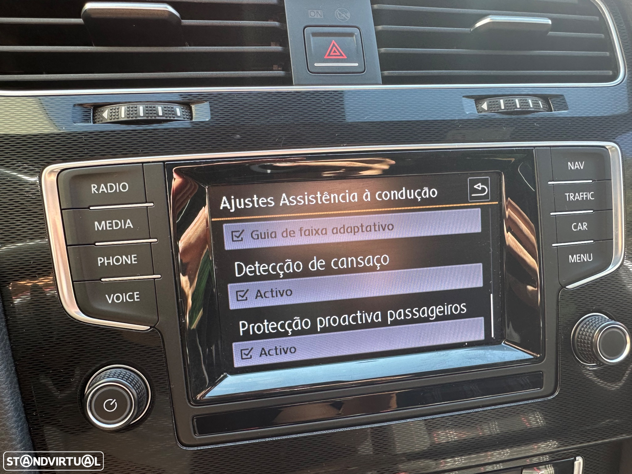 VW Golf 2.0 TSi GTi DSG Performance - 16