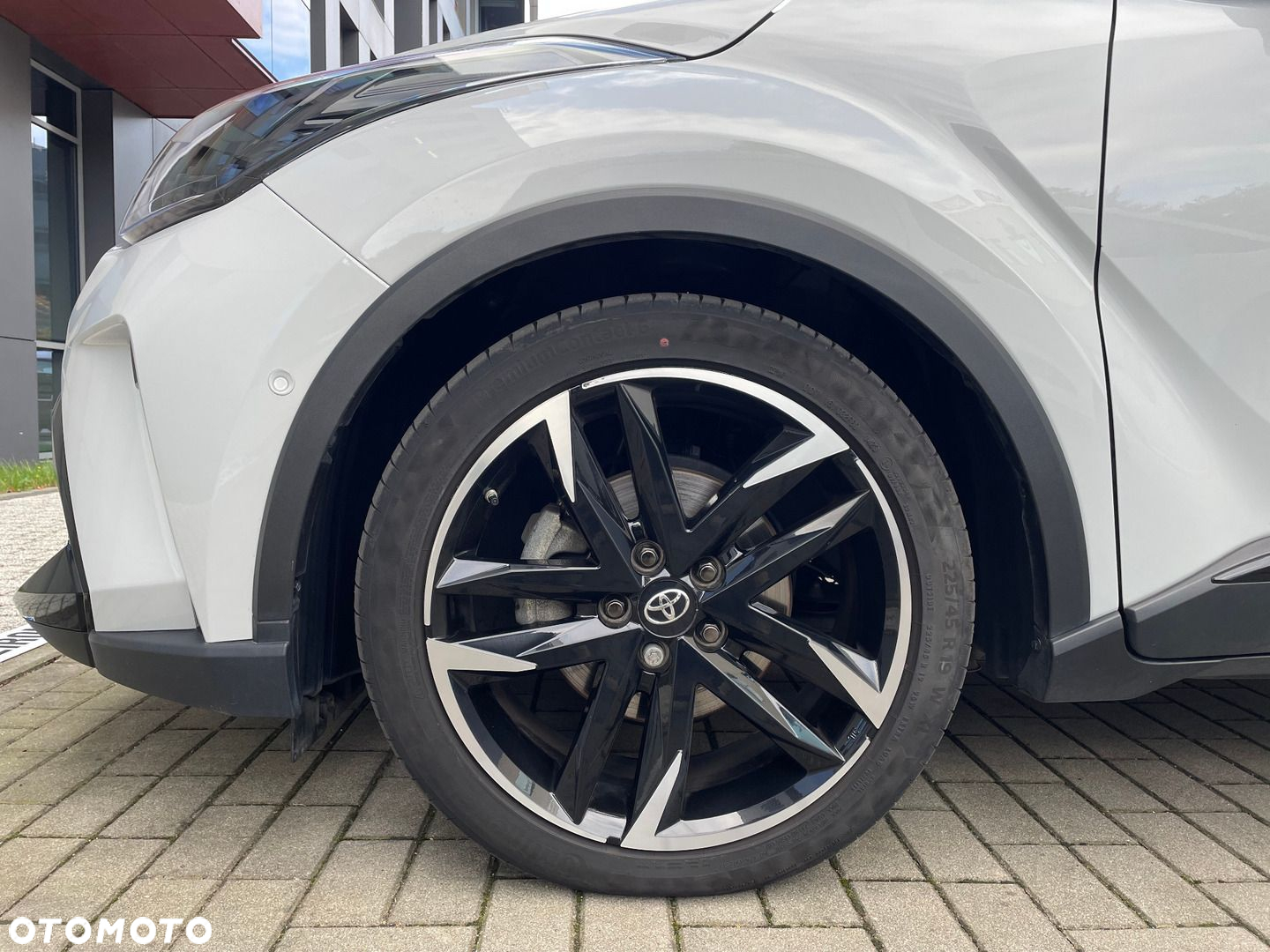 Toyota C-HR - 21