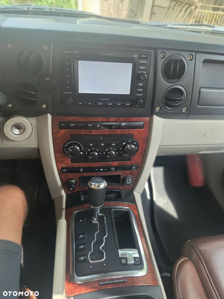 Jeep Commander 3.0 CRD Limited - 9