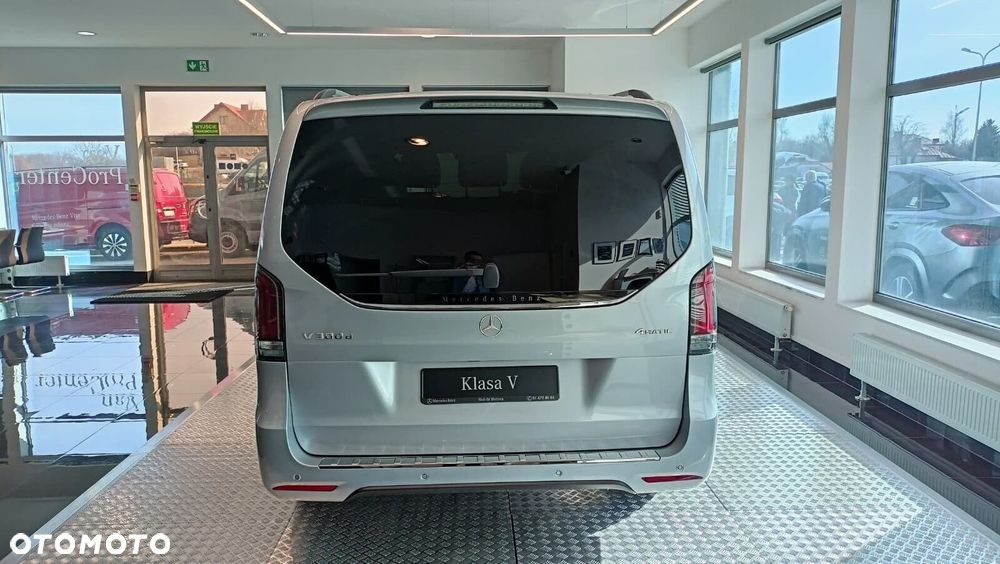 Mercedes-Benz klasa-v V 300 d Exclusive AMG AirMatic - 11